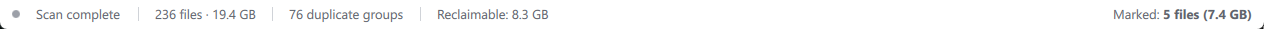 The status bar after a scan and a duplicate search, with files marked